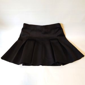 Knee Length Pleated Skirt - 16